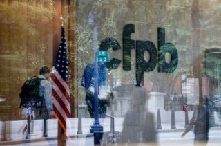 美国更高金融监管机构暂停所有活动