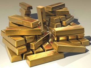 如何分析金趋势？这种分析对短期交易决策有何帮助？