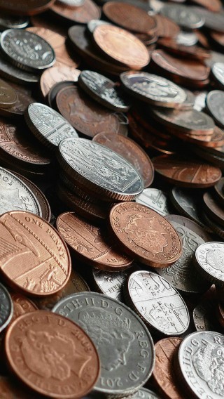 如何参与纸黄金的交易？这种交易方式有哪些特殊要求？