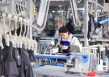 美国超市货架快空了，催单中国工厂补货