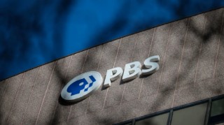 NPR和PBS的首席执行官们表示将针对特朗普 *** 削减联邦资金的举措发起挑战