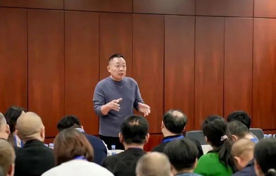 太火爆！出现持续哄抢，胖东来最新公告：部分商品改为线上销售！有 *** 博主称一次赚5万元，一个月采购3次  第5张