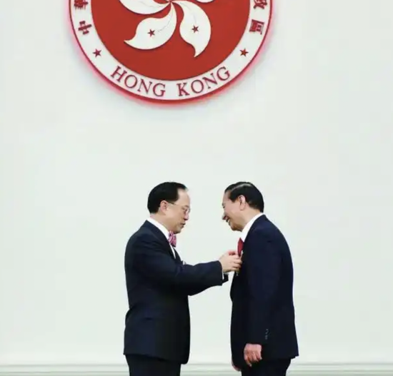 千亿富豪去世，曾靠10个字行走“地产江湖”  第3张