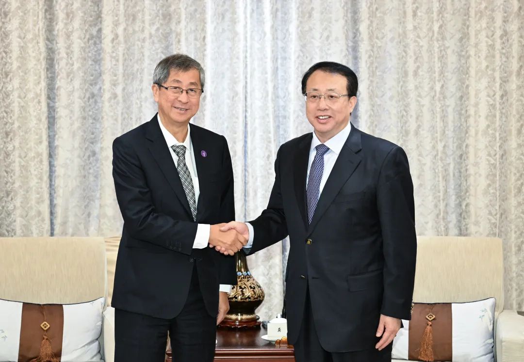 中国发展高层论坛2025年年会召开之际，龚正在京会见这些跨国公司高管  第3张