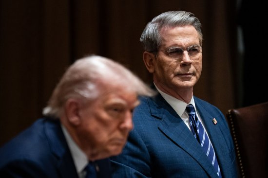 美国财长贝森特预计美国和韩国下周就贸易达成谅解协议  第1张