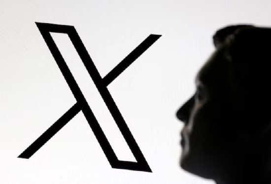 华尔街银行出售马斯克收购X所涉债务的最后一部分  第1张
