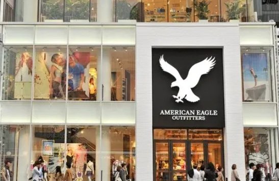 美国鹰牌服饰之一季度销售不佳 撤销全年业绩指引  第1张